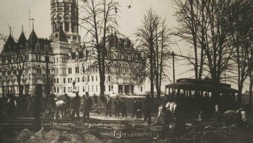 Workers lay trolley tracks near State Capitol, Hartford.