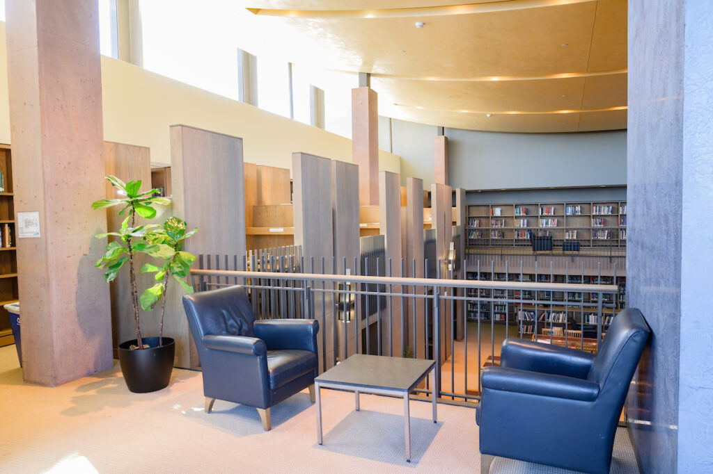 DiBenedetto Reading Room