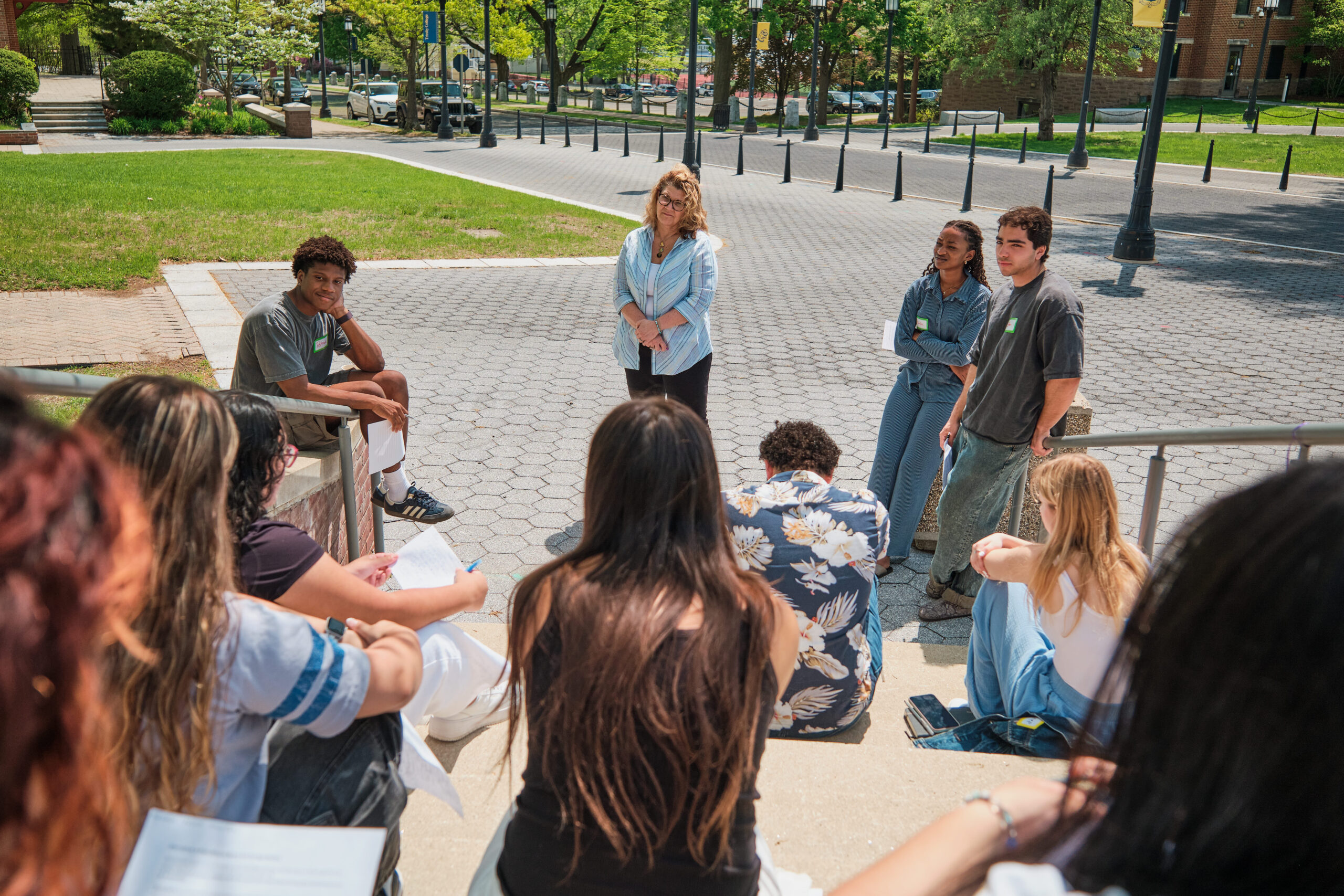 Roberta Rogers F1RST Program leader with students