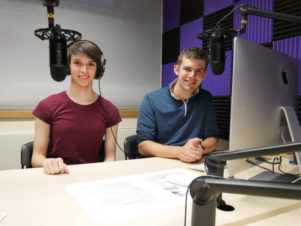 Samantha Tarpley '20 and Tom Grady '22 in the Story Lab.