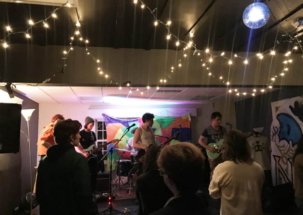 Them Airs performs on stage at The Mill in February 2020.