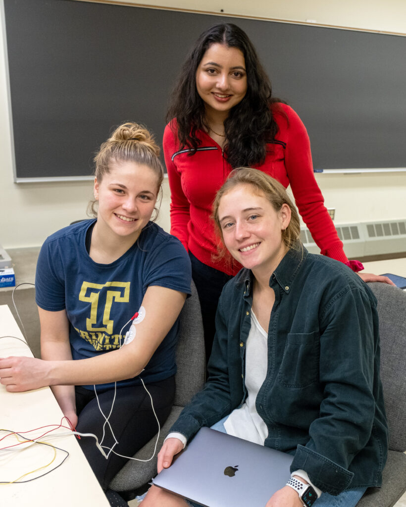 Scarlett Gillette ’23 (left), Ananya Swamy ’23, and Alisyn McNamara ’23 work together on their project.