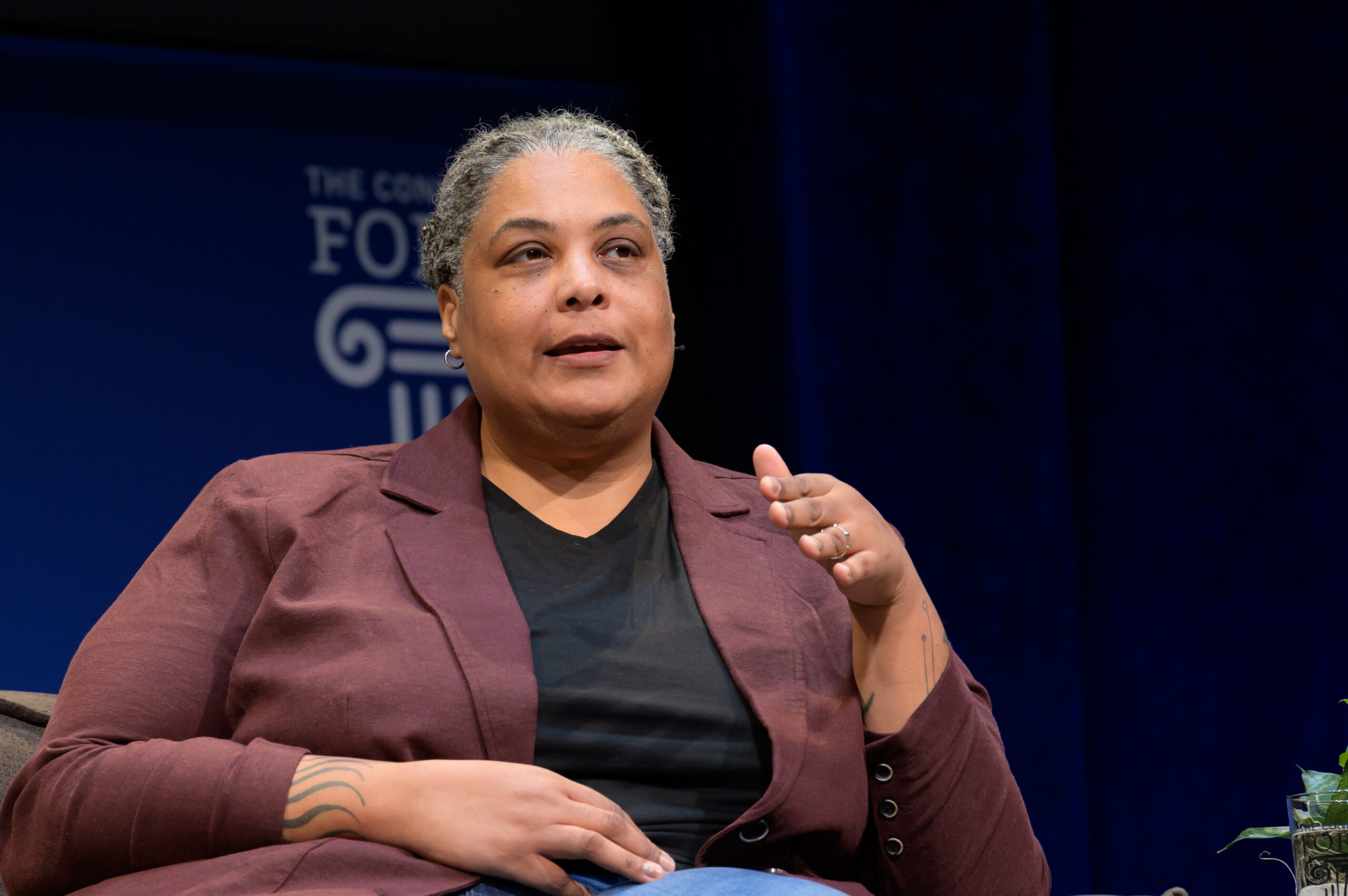 Learning Through Laughter: Trinity Students Take in Conversation at Connecticut Forum