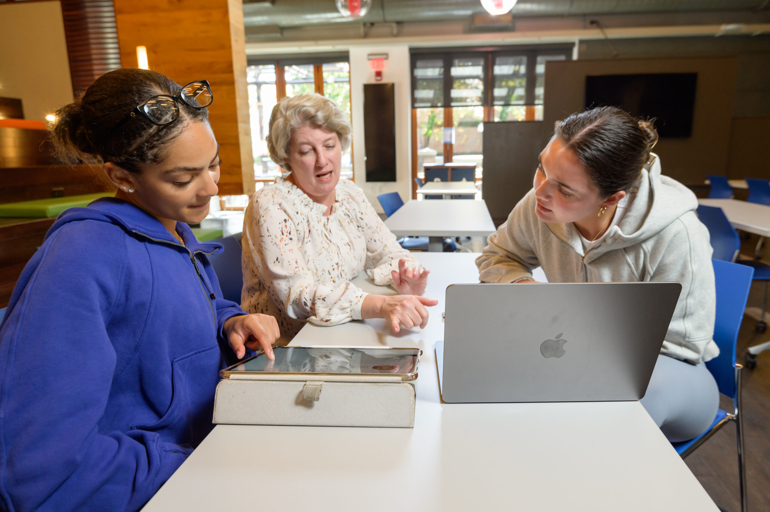 Alumni Offer Industry Insights to Trinity Students in ‘Connect 2026 ...